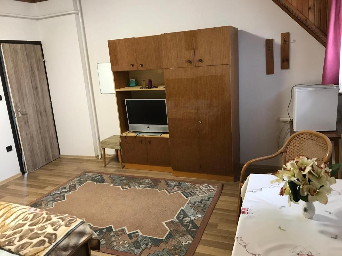 Apartman Berki Margit Heviz Luaran gambar