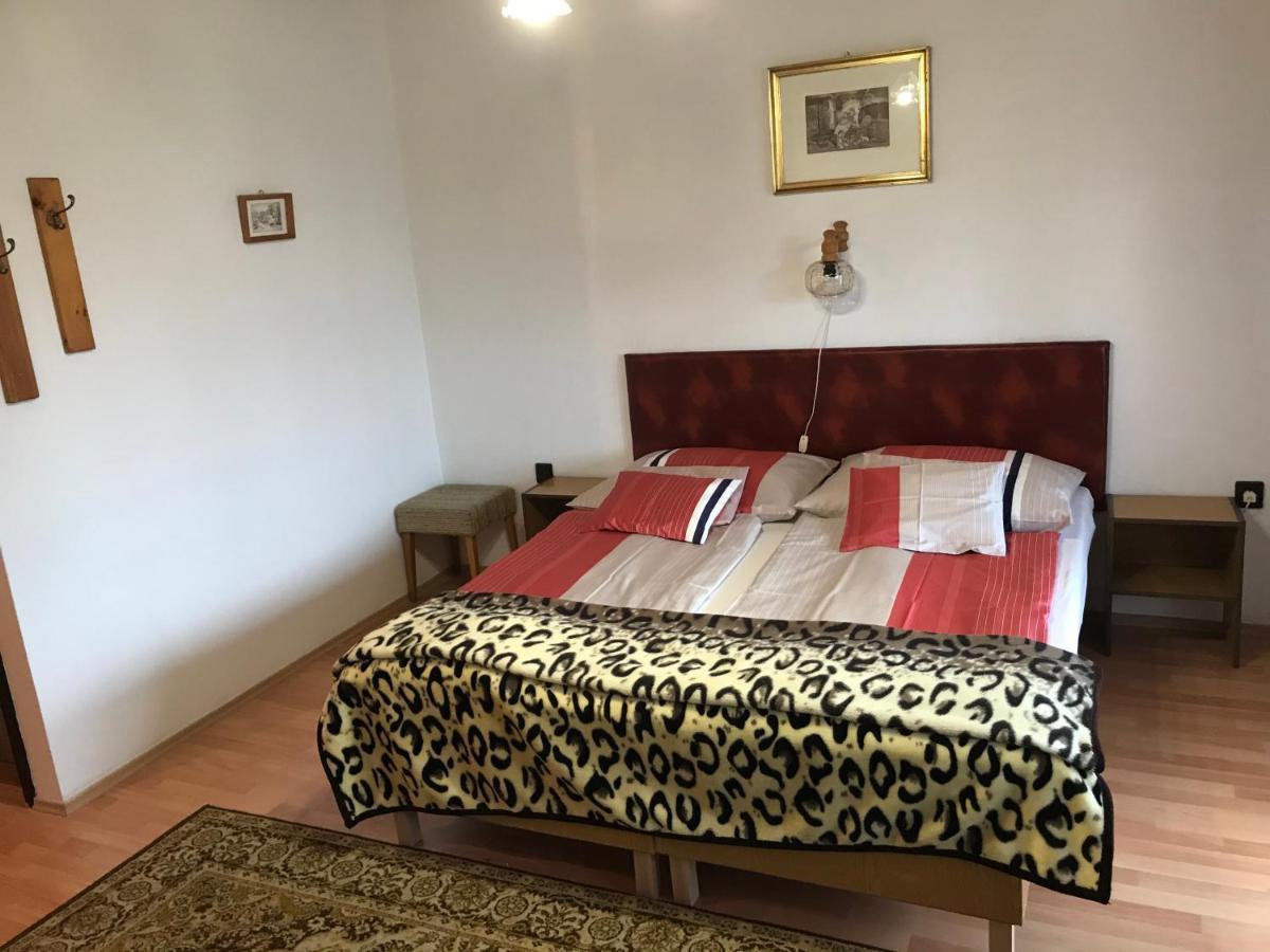 Apartman Berki Margit Heviz Luaran gambar