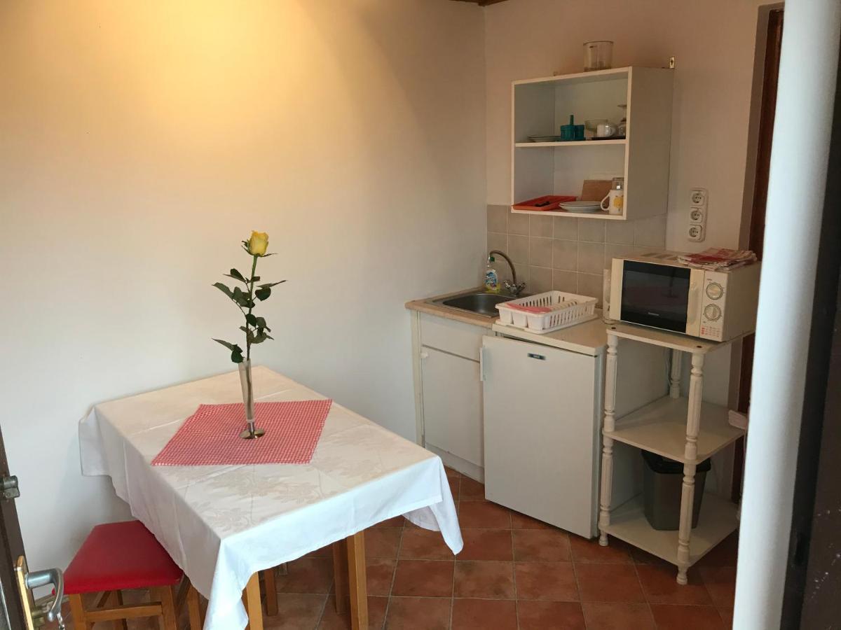 Apartman Berki Margit Heviz Luaran gambar